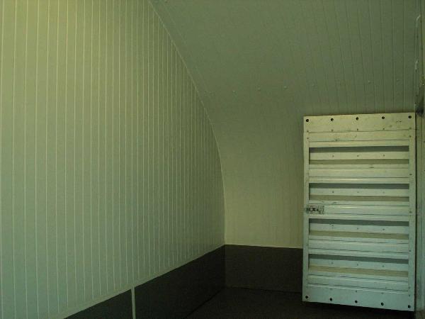Mini office with partion