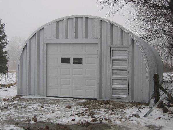 S-Series garage with Pioneer steel man door