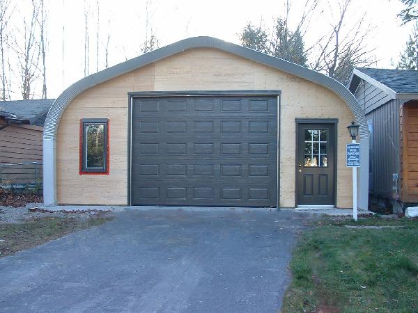Econospan garage exterior with custom front endwall